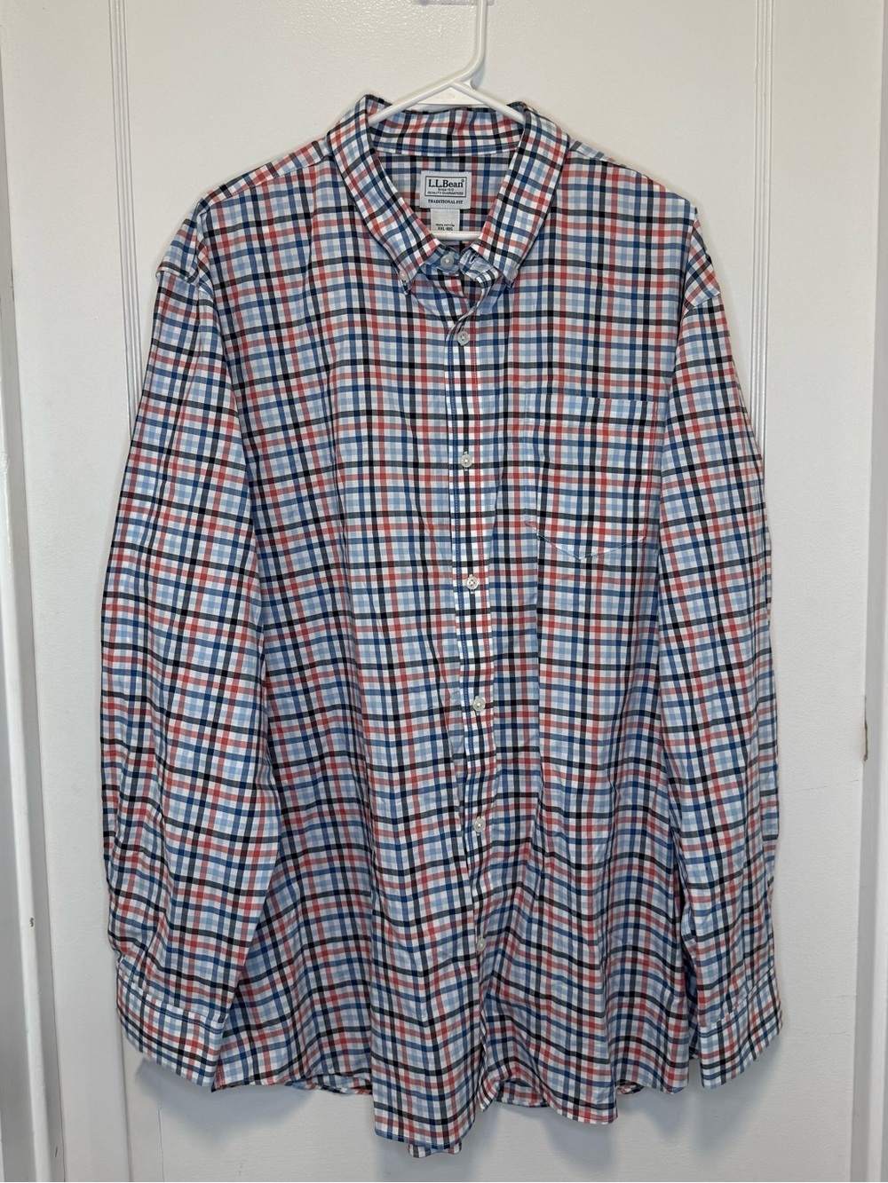 L.L.Bean Men’s XXL Regular Traditional Fit Plaid Button-Down Shirt. 100% Cotton